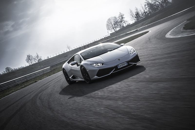 Lamborghini Huracan LP610-4 pista 17